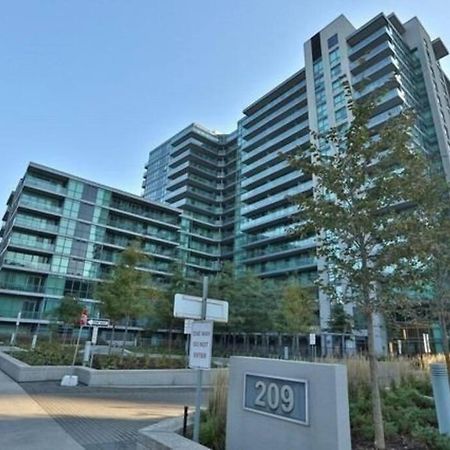 Lake View Apartment W/Parking! Toronto Extérieur photo